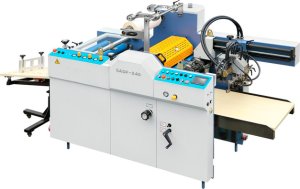 Рулонный ламинатор Guangming SADF-540 Рулонный ламинатор Guangming SADF-540