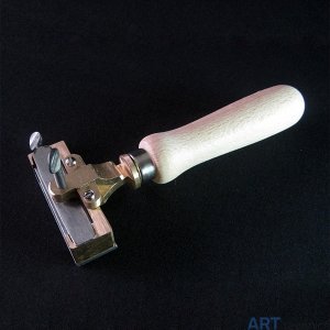 Реставрация переплета J Hewit & Sons Ltd Держатель для шрифтов, 50 мм Реставрация переплета J Hewit & Sons Ltd Держатель для шрифтов, 50 мм