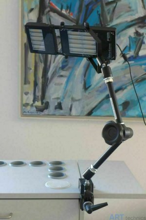 Осветительное оборудование Rescon Набор светодиодных панелей Rescon на подвижном рукаве Осветительное оборудование Rescon Набор светодиодных панелей Rescon на подвижном рукаве