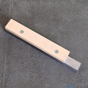 Оснащение мастерских Lascaux Деталь удлинения подрамника, длина 30 см Оснащение мастерских Lascaux Деталь удлинения подрамника, длина 30 см