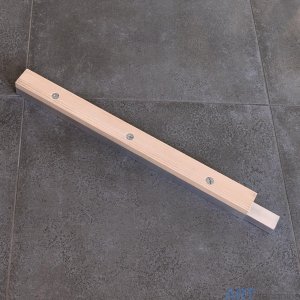 Оснащение мастерских Lascaux Деталь удлинения подрамника, длина 60 см Оснащение мастерских Lascaux Деталь удлинения подрамника, длина 60 см